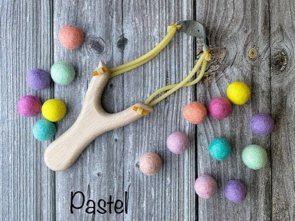 Toy Slingshot with soft Felt balls Ammo
