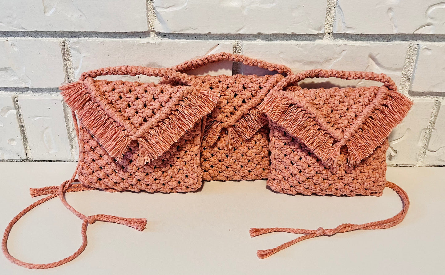 Mini macrame purse